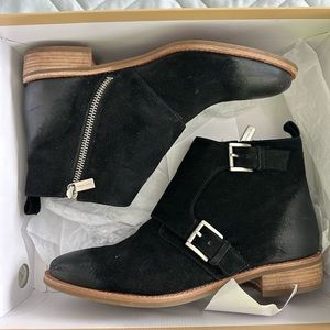 Michael Kors ladies black boots size 7 1/2